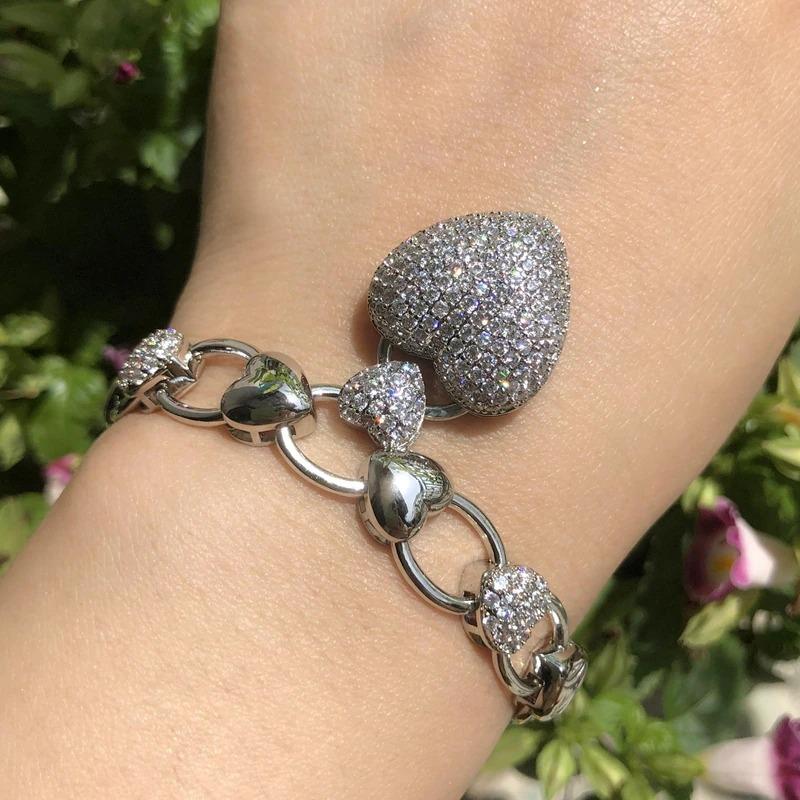 Armband mit Herzanhänger und Zirkonia