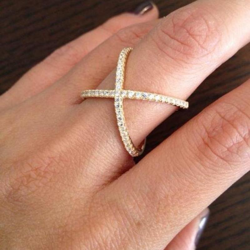 Criss Cross Ring mit Zirkonia