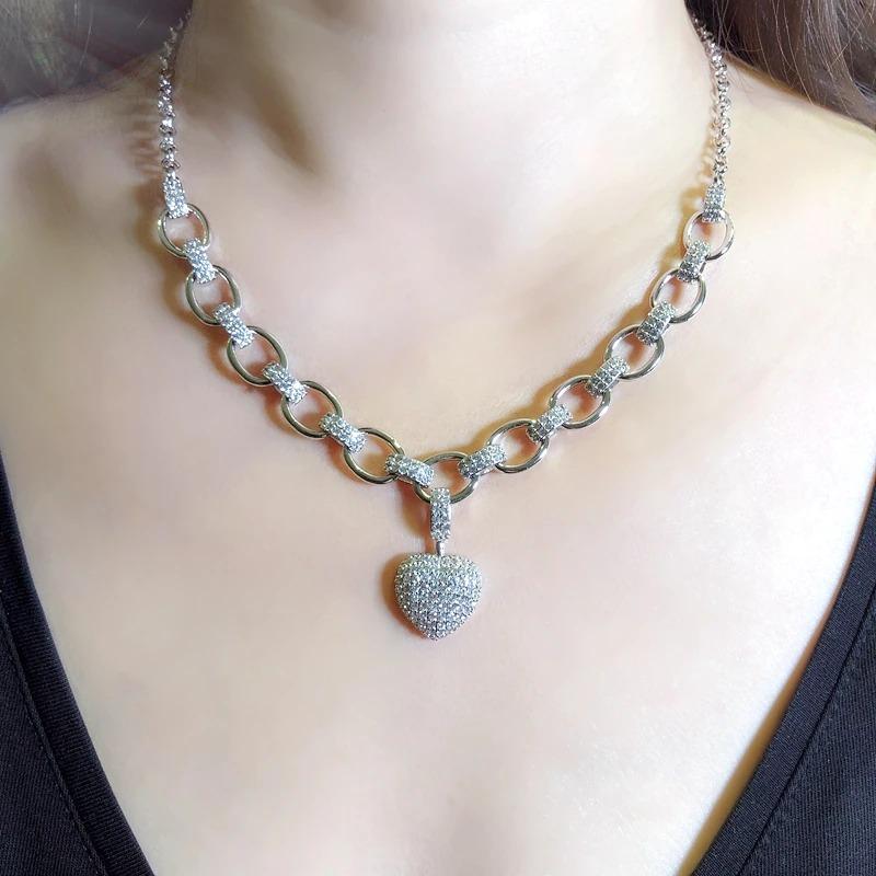 Chokerhalskette mit Zirkonia-Herz