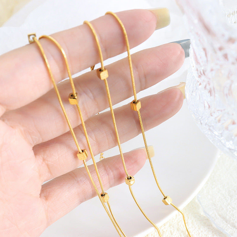 Fußkettchen mit zwei quadratischen Strängen