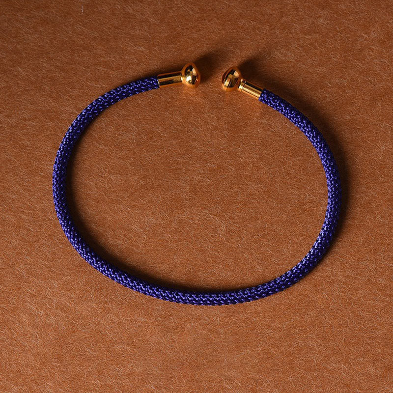 Carmiora Schlichtes Design, handgefertigtes Glücksgeflecht-Manschettenarmband