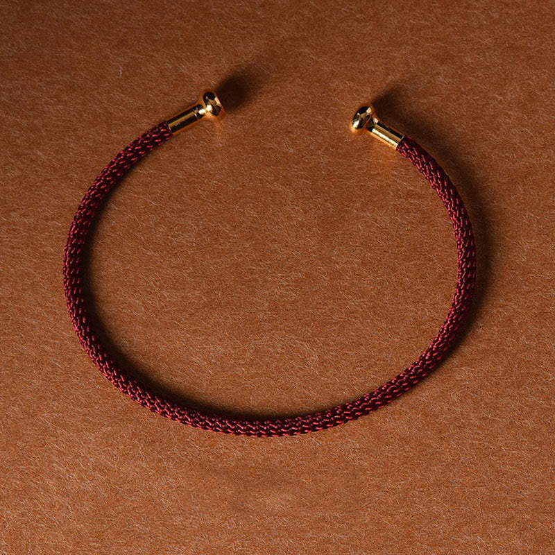 Carmiora Schlichtes Design, handgefertigtes Glücksgeflecht-Manschettenarmband