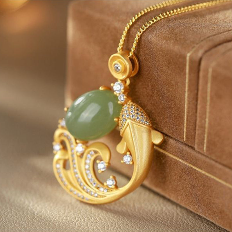 Carmiora Cyan Jade Koi Fisch Heilung Ruhe Halskette Anhänger