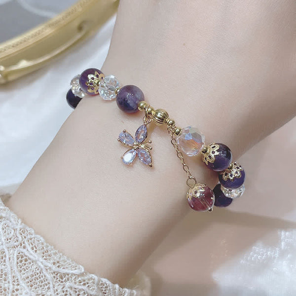 Carmiora Charm-Armband mit natürlichem Amethyst-Kristall, spiritueller Schmetterling
