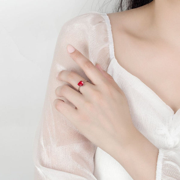 Elegantes 925 Silber Herz Schmuckset - Ring, Ohrringe, Halskette