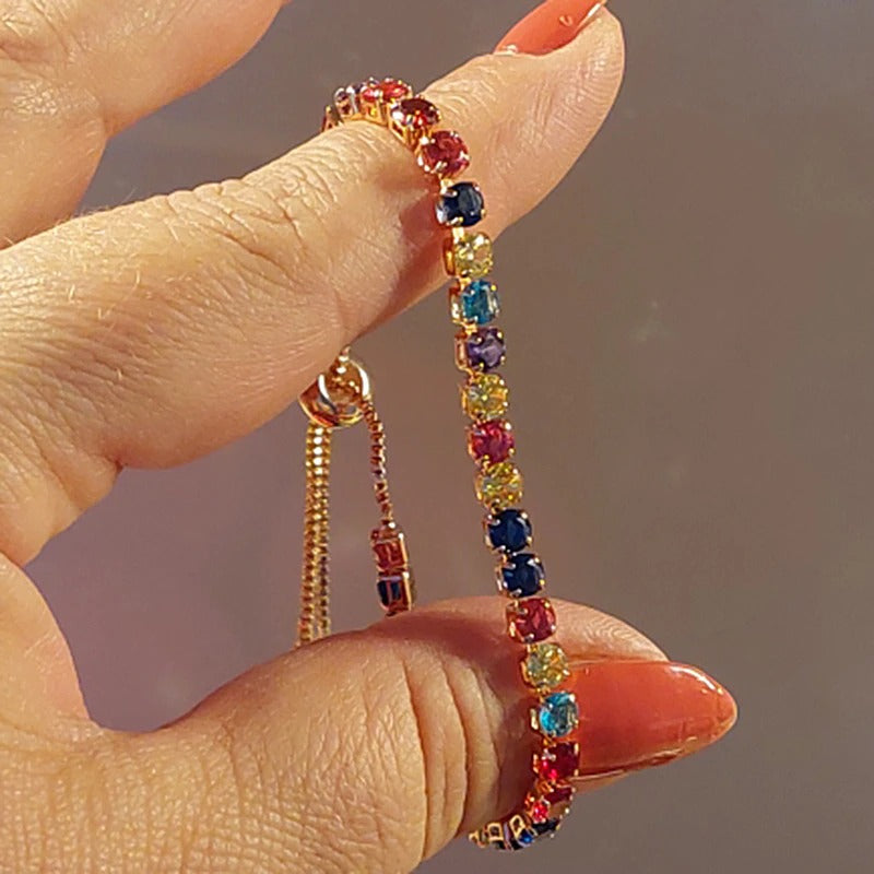 Lebendige, mehrfarbige Tennisarmbänder mit Zirkonia