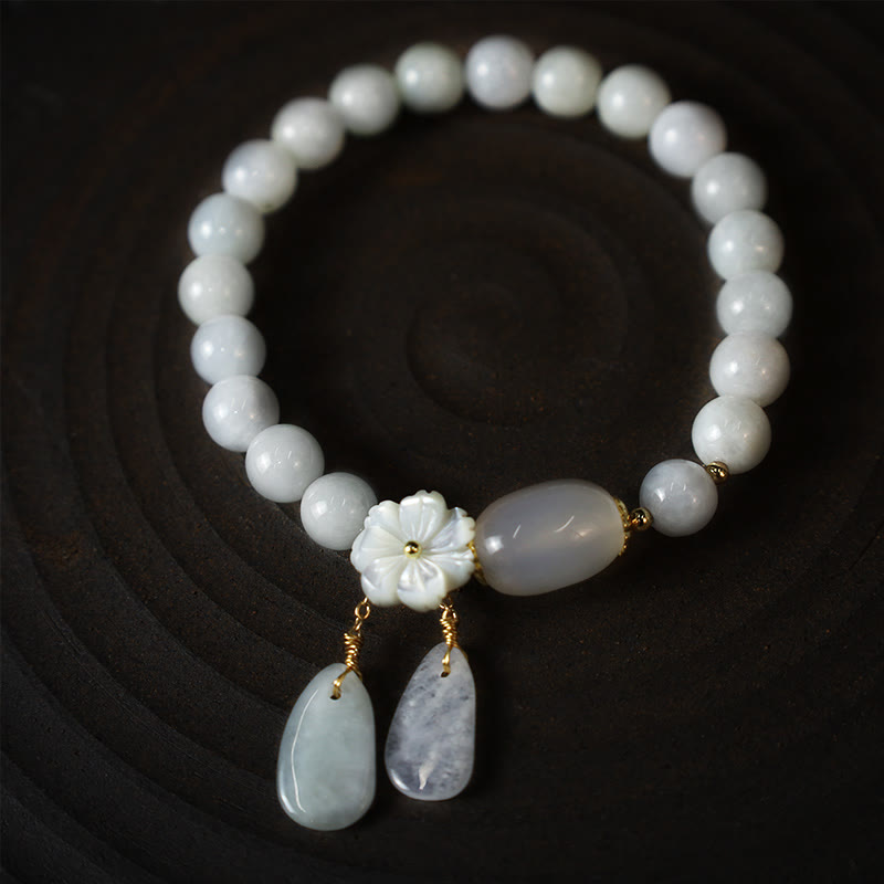 Carmiora Glücksarmband aus natürlicher weißer Jade