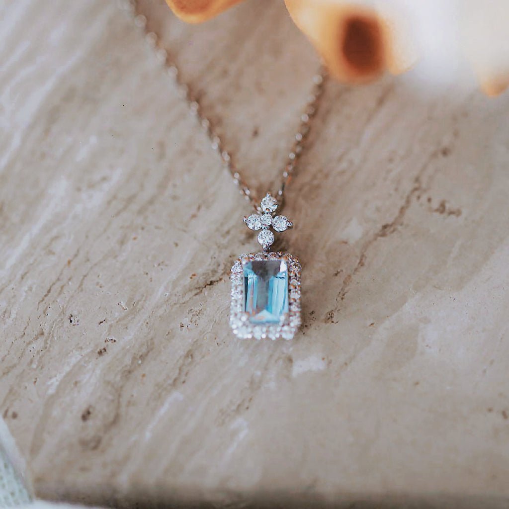 Aquamarin-Halskette (massives Silber)