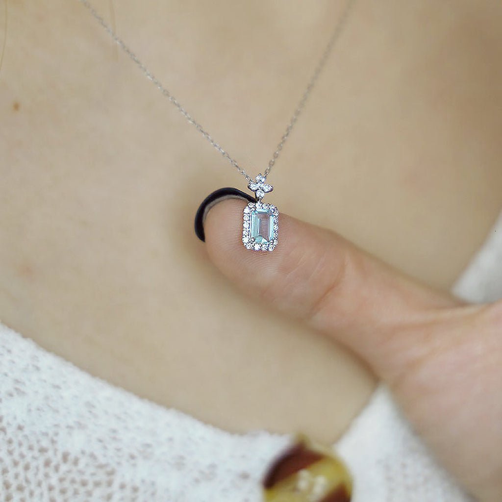 Aquamarin-Halskette (massives Silber)