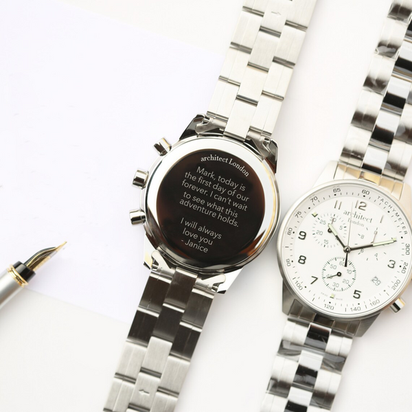 Architect Endeavour: In der Schweiz gefertigte Herrenuhr – Moderne Schriftgravur