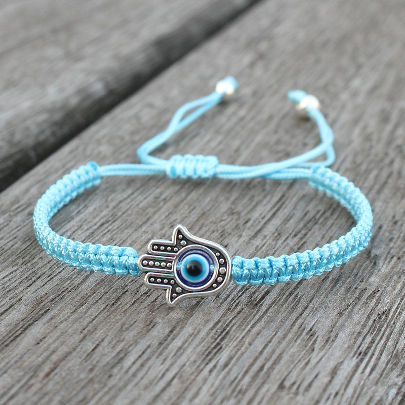 Handgefertigtes Carmiora-Armband mit Hamsa-Symbol, Schutz und Glück