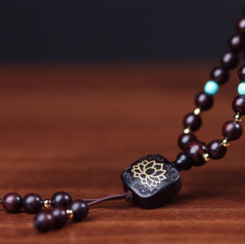 Carmiora 108 Mala-Perlen, tibetisches kleines Blatt, rotes Sandelholz, Lotus-Balance-Armband