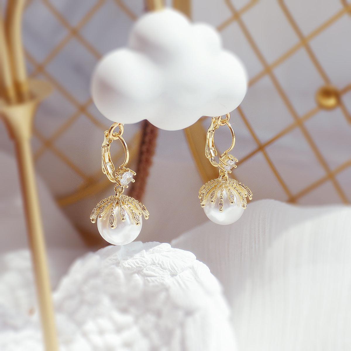 Barocke Huggie Ohrringe