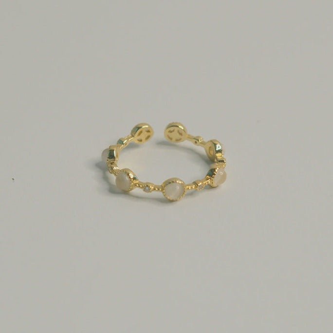 Barocker Opalring (massives Silber)