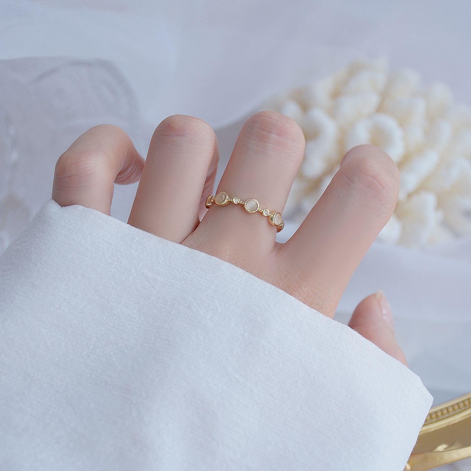 Barocker Opalring (massives Silber)