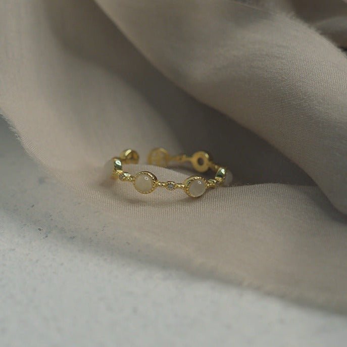 Barocker Opalring (massives Silber)