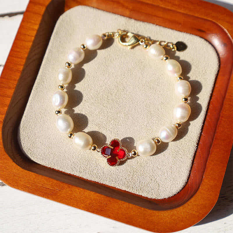 Carmiora Pearl Vierblättriges Kleeblatt-Reichtumskettenarmband