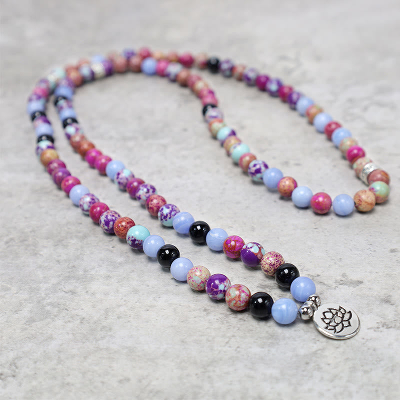 Carmiora Natural Purple Miano Lotus Mala aus echtem Stein