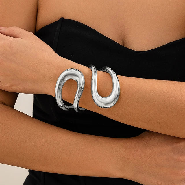 Schickes Statement Choker & Armband in Gold & Silber