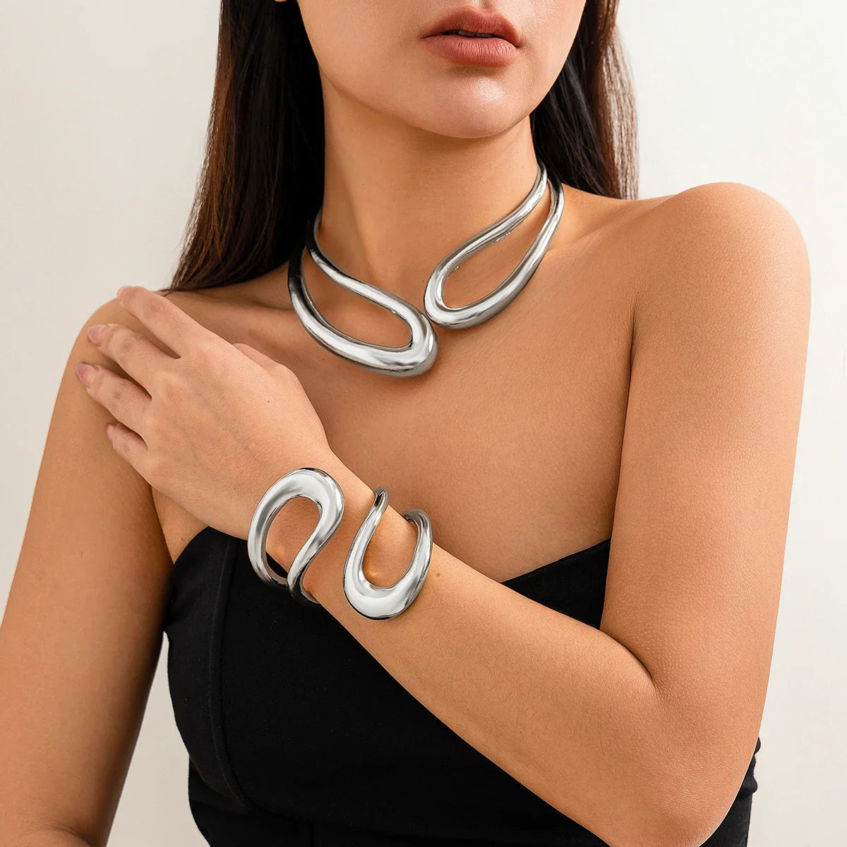 Schickes Statement Choker & Armband in Gold & Silber