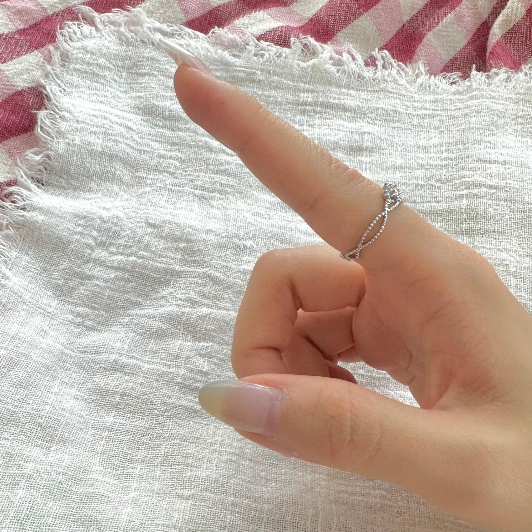 Blauer Edelsteinring - Mila