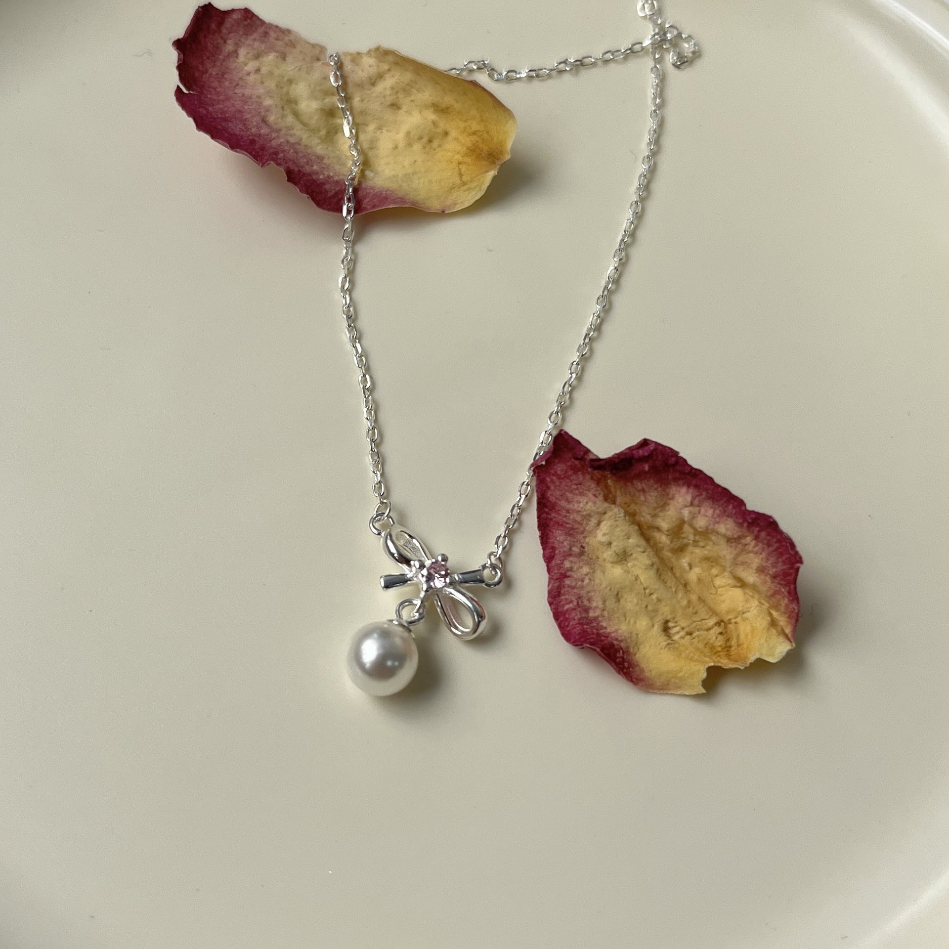 Halskette mit Schleife und Perle (massives Silber) - Cady