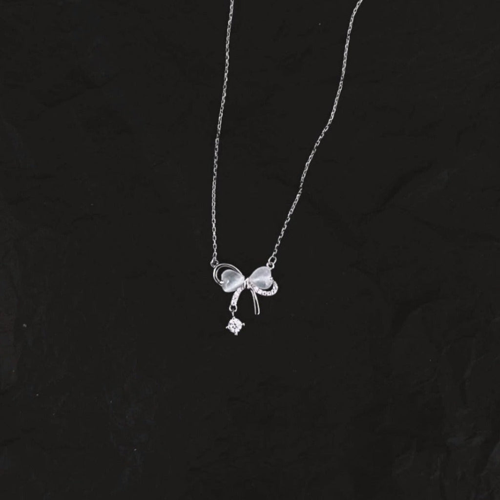 Schleifenhalskette (massives Silber) - Christine