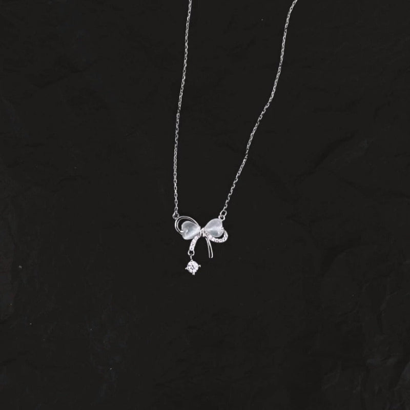 Schleifenhalskette (massives Silber) - Christine