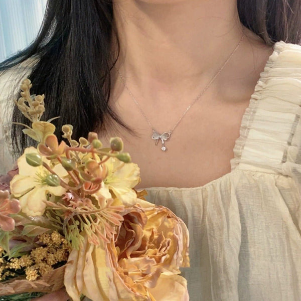 Schleifenhalskette (massives Silber) - Christine