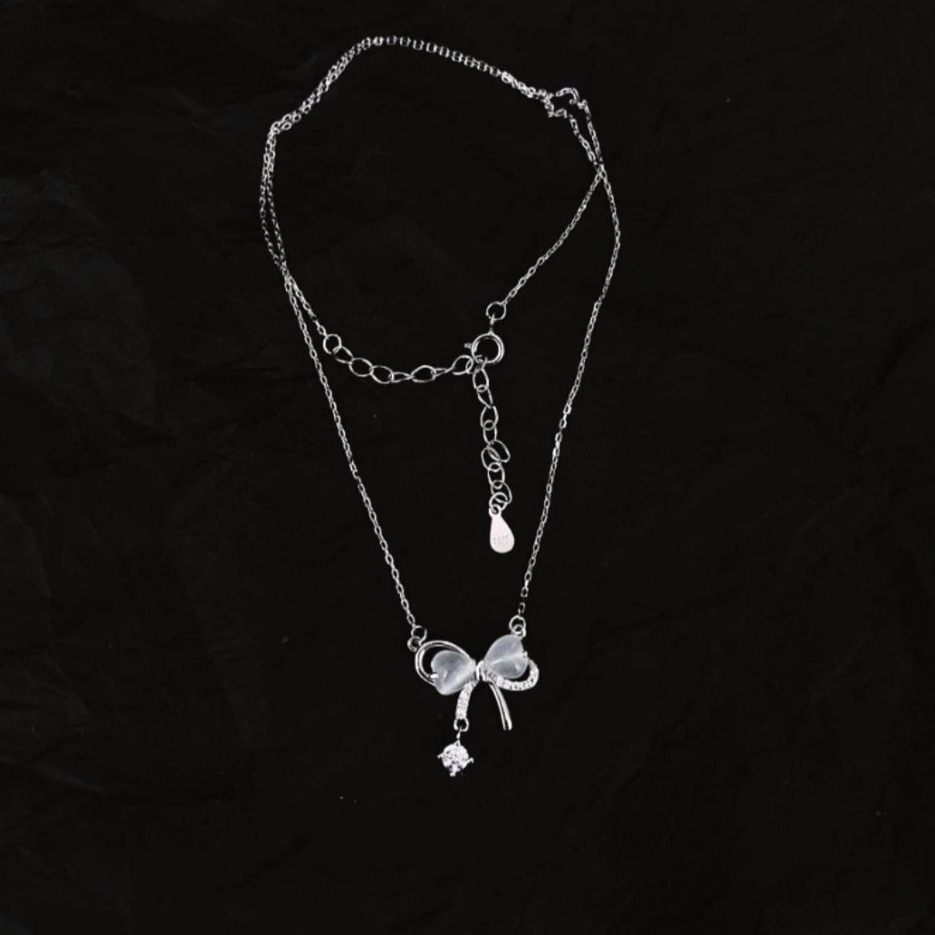 Schleifenhalskette (massives Silber) - Christine