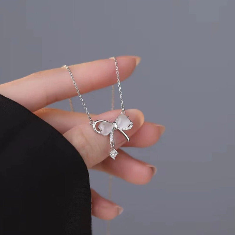 Schleifenhalskette (massives Silber) - Christine