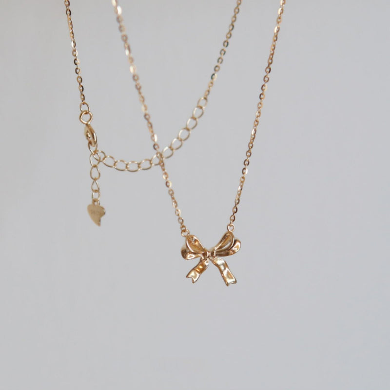 Schleifenhalskette (massives Silber) - Loretta