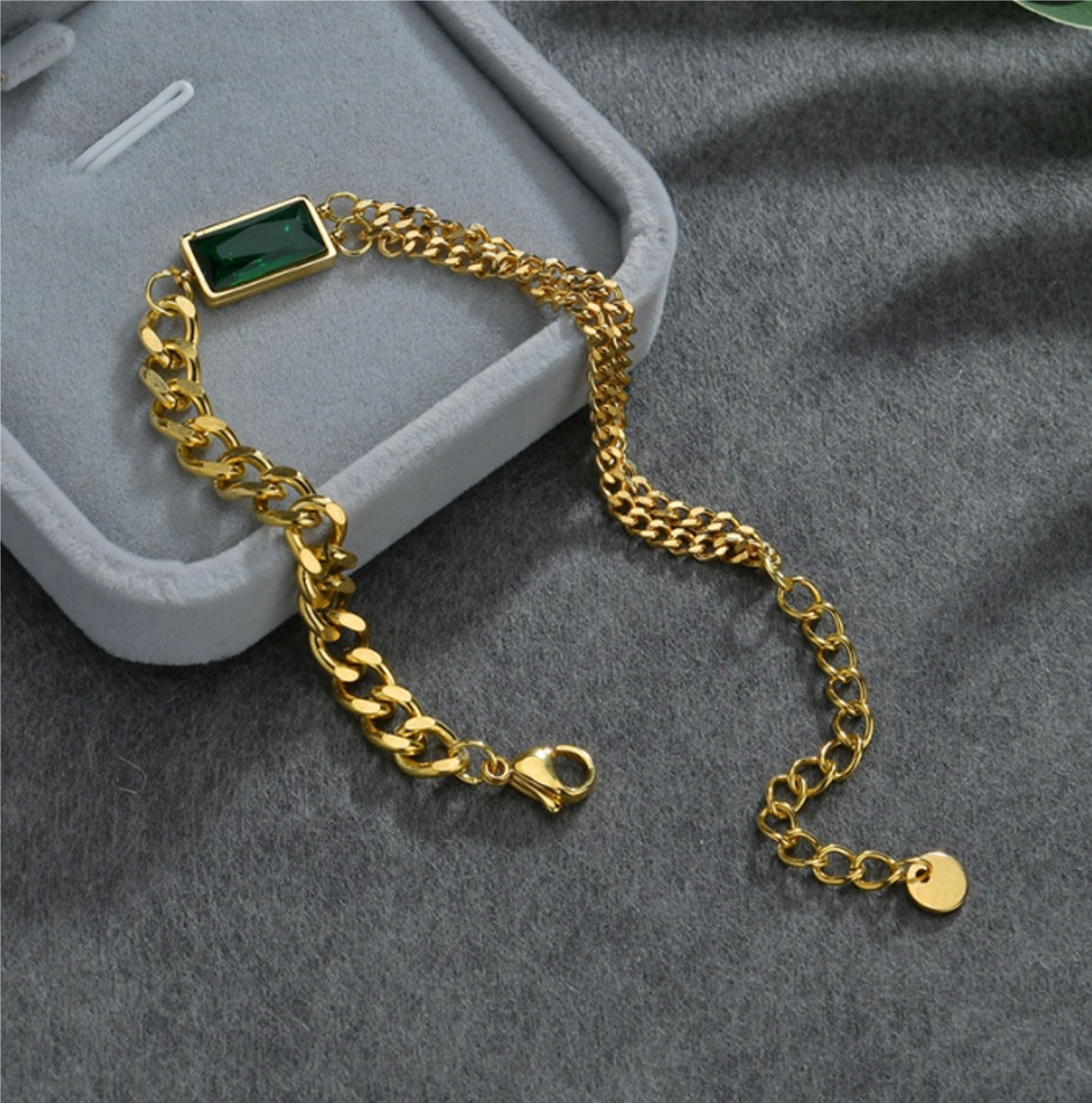 Chavri - Elegantes Armreif-Armband