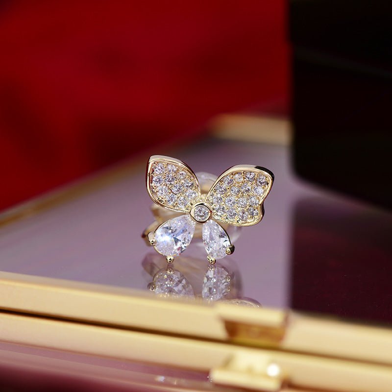 [Ausverkauf] Schmetterlings-Ohrclips