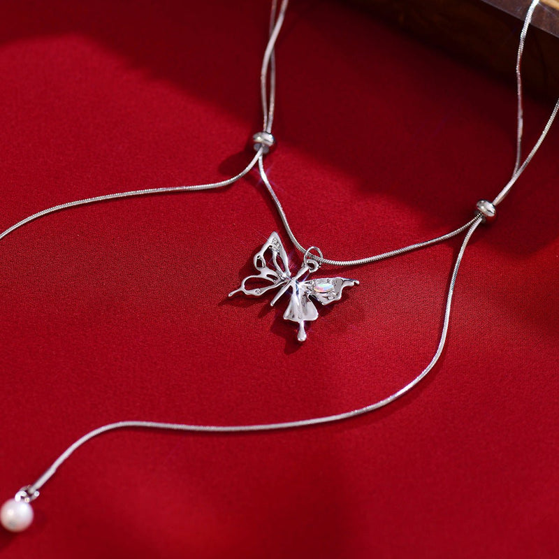 Chokerhalskette mit Schmetterlings-Kordelzug