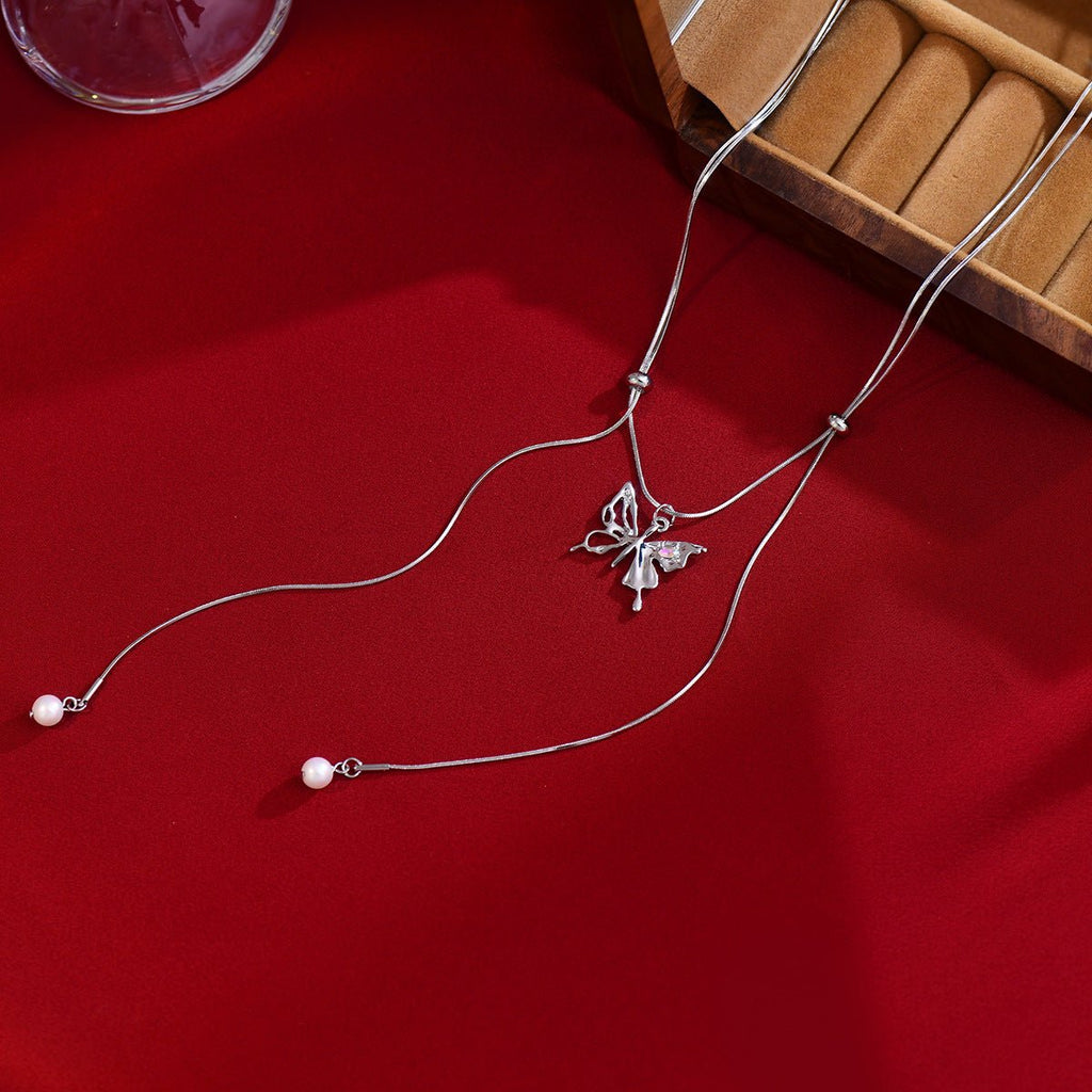 Chokerhalskette mit Schmetterlings-Kordelzug