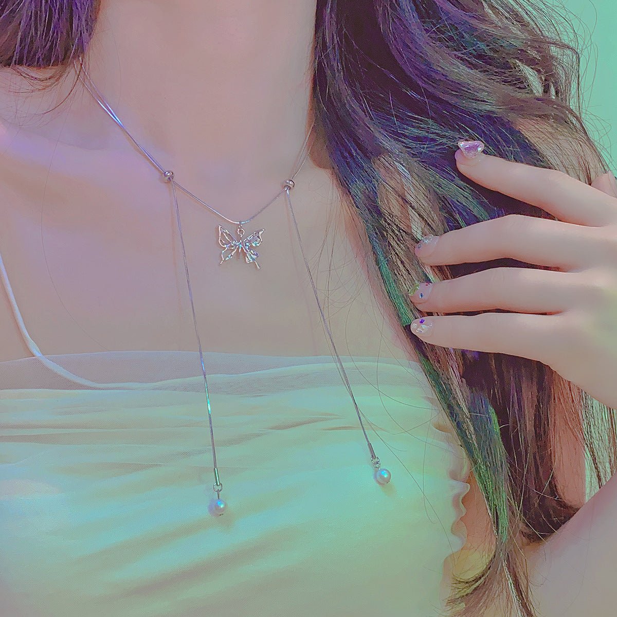 Chokerhalskette mit Schmetterlings-Kordelzug