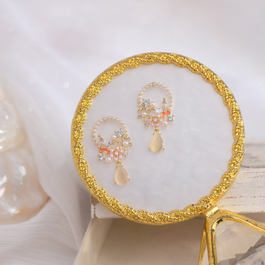 Schmetterlingsblumen-Ohrringe - Lyric