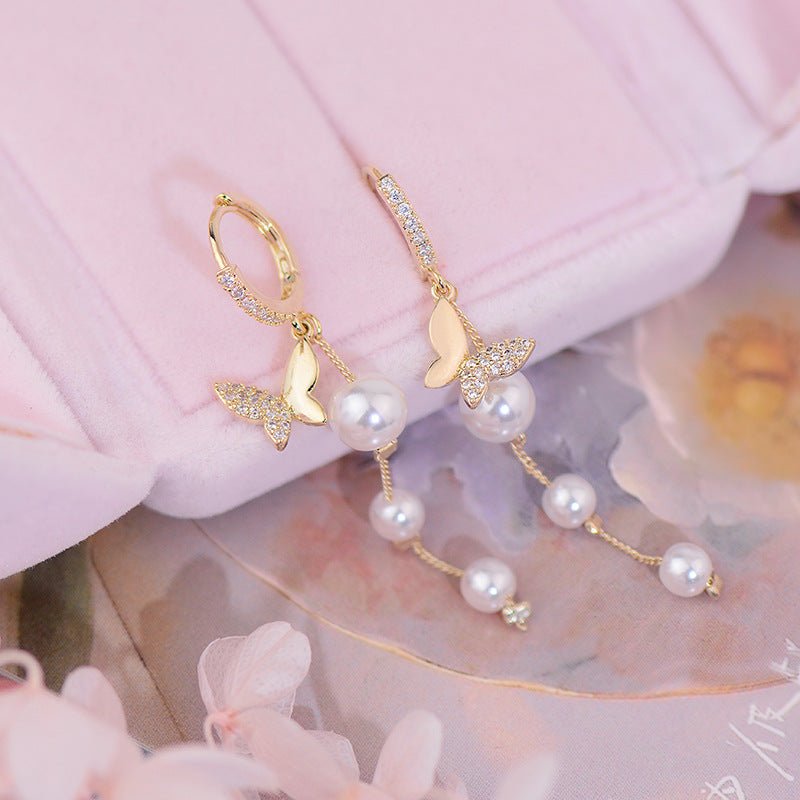 Schmetterling Huggie Ohrringe