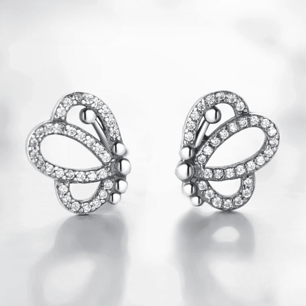 Funkelnde Schmetterlings-Silberohrringe