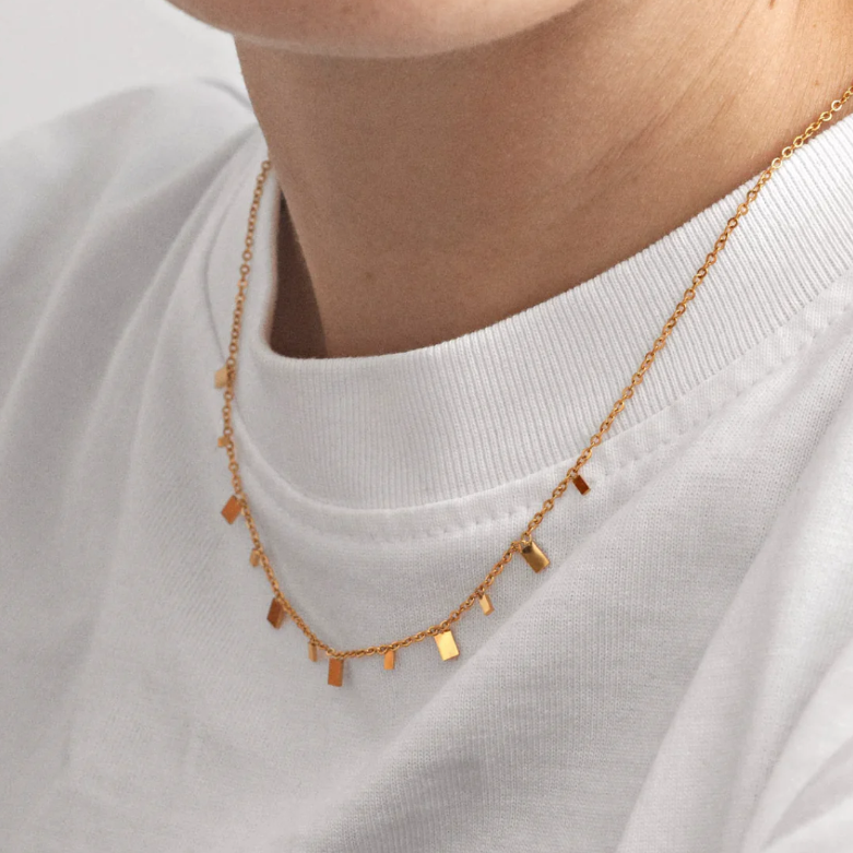 Carmiora - Nostalgische Charm-Halskette