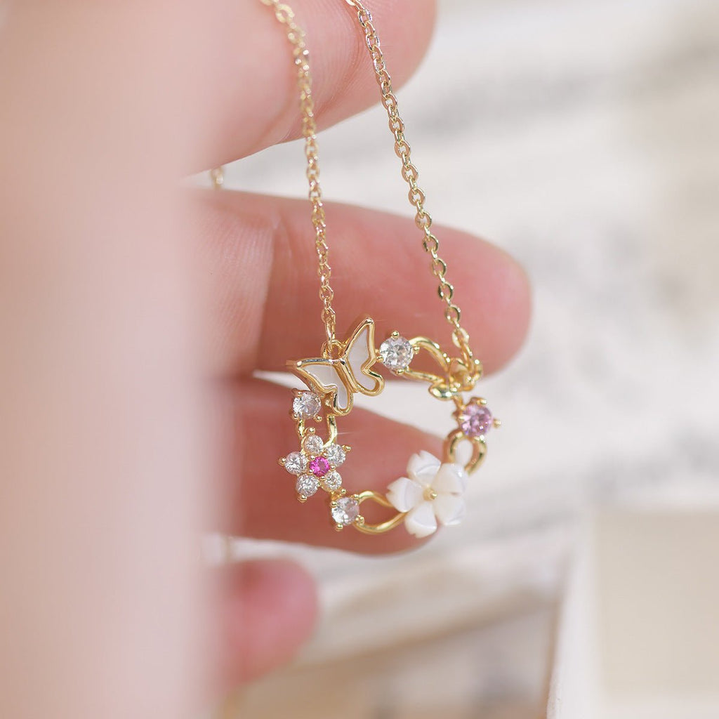 Kirschblüten-Schmetterlings-Set (Ohrringe/Halskette)