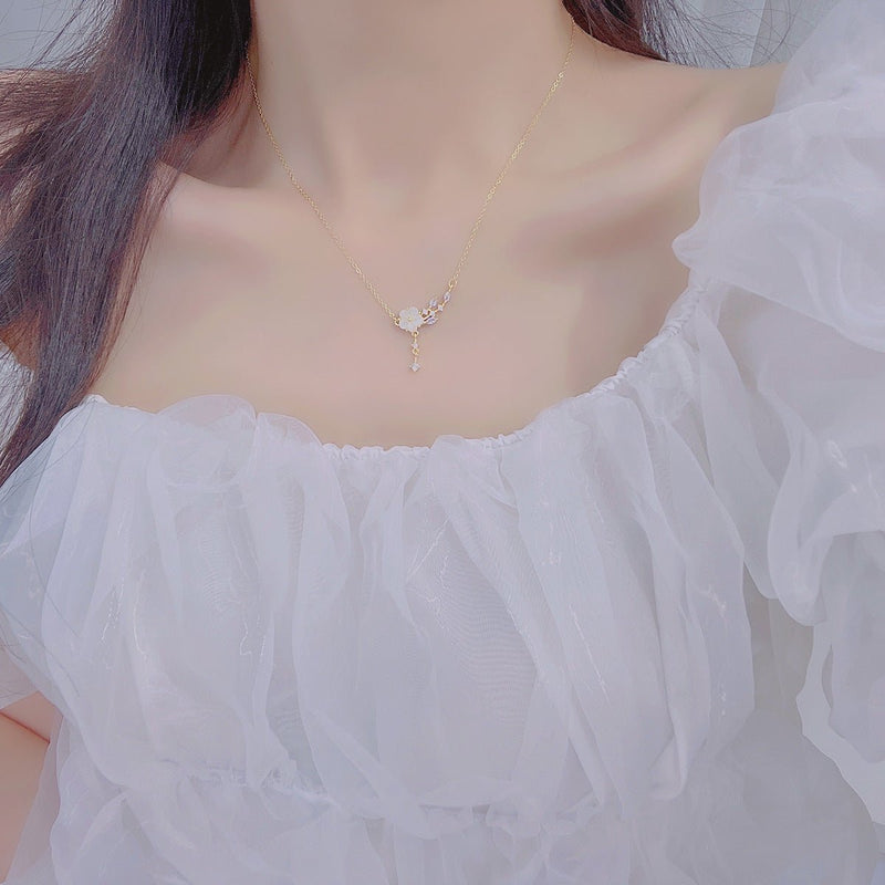 Kirschblüten-Halskette