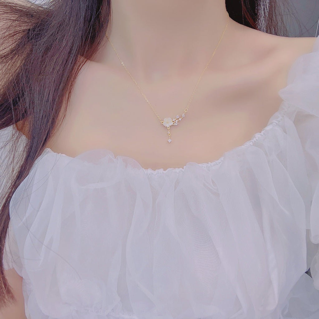 Kirschblüten-Halskette