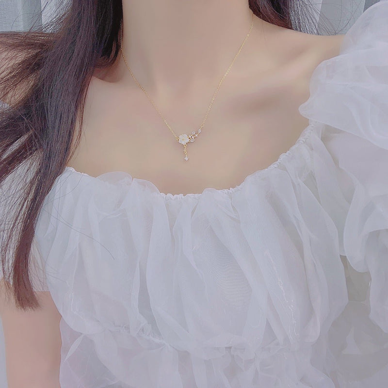 Kirschblüten-Halskette