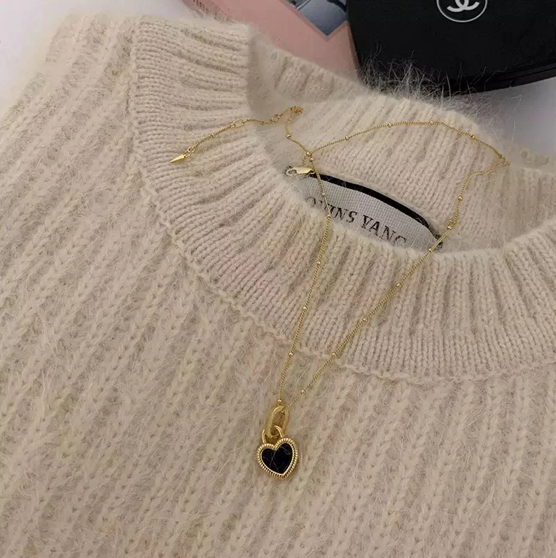 Carmiora - Mitternachts-Eleganz-Anhänger