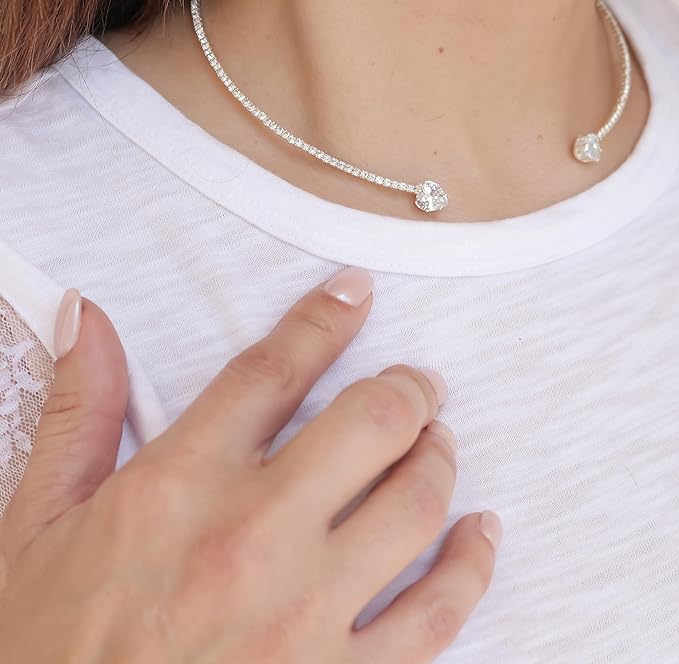 Carmiora - Funkelnde Herz-Halskette