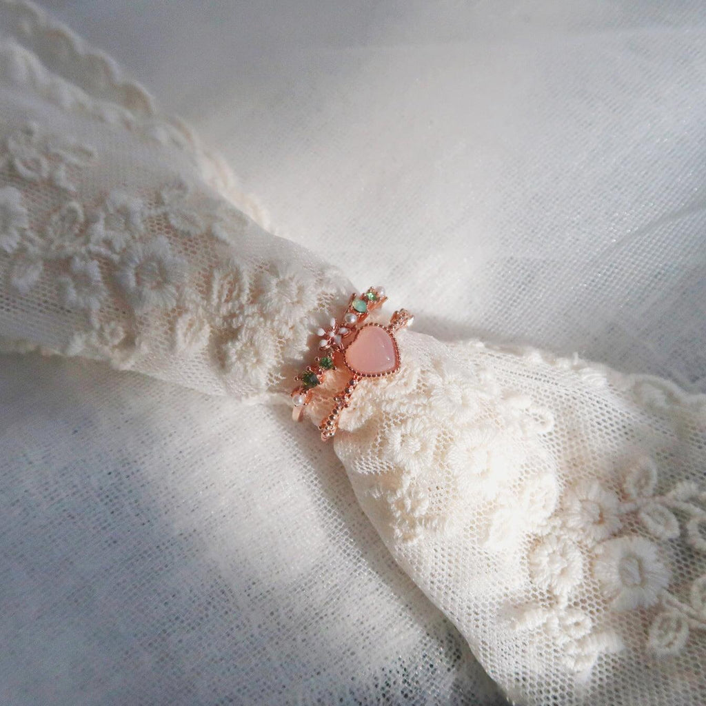 [Ausverkauf] Blumenherzring - Emma