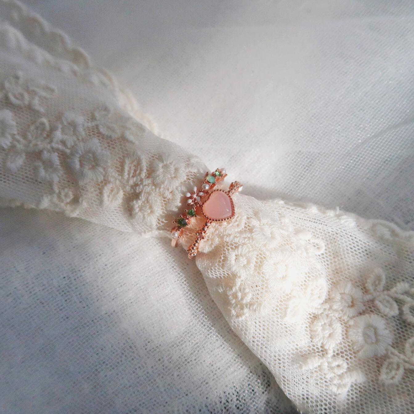 [Ausverkauf] Blumenherzring - Emma