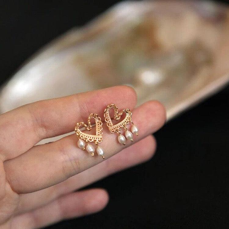 Ohrstecker mit Herz und Perle